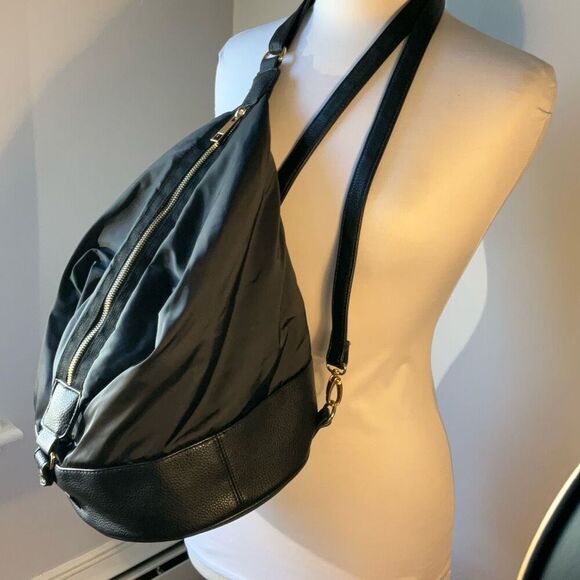 Loume Black Nylon and Vegan Leather Slouchy Backpack, Gold hardware - Picture 13 of 16